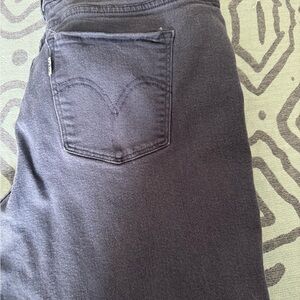 Levi's Women's Jeans in Distressed Blue